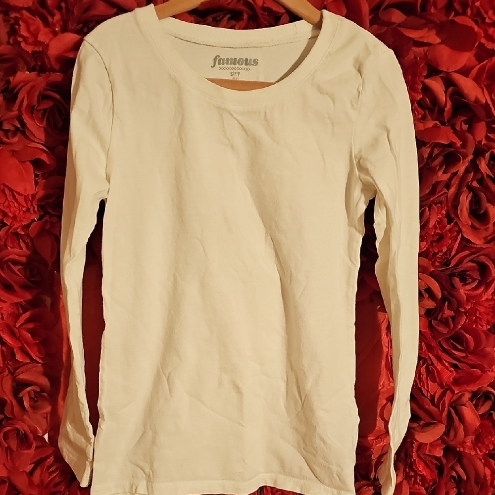 Famous Girls White Long Sleeve Top Size Small (6/7)